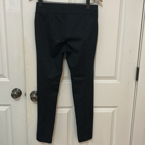 Ellen Tracy checkered Pants size small black gray elastic waist inseam 26” - Picture 3 of 8